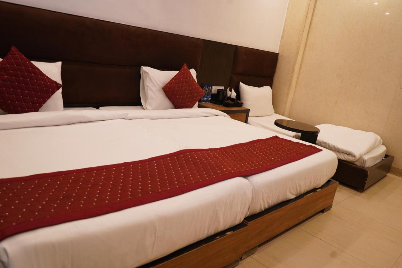 Hotel O Delhi, Near Karol Bagh Main Market And Metro Station New Delhi Eksteriør bilde