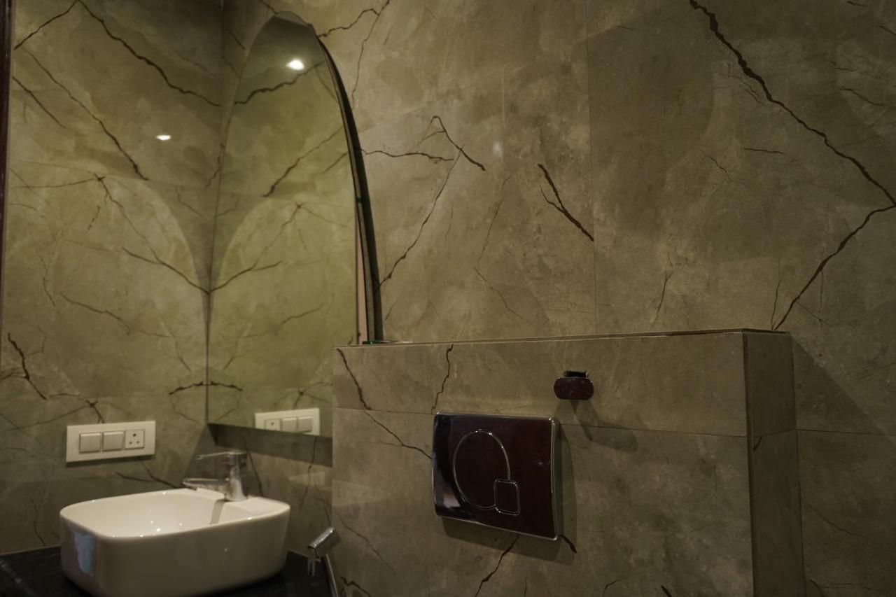 Hotel O Delhi, Near Karol Bagh Main Market And Metro Station New Delhi Eksteriør bilde