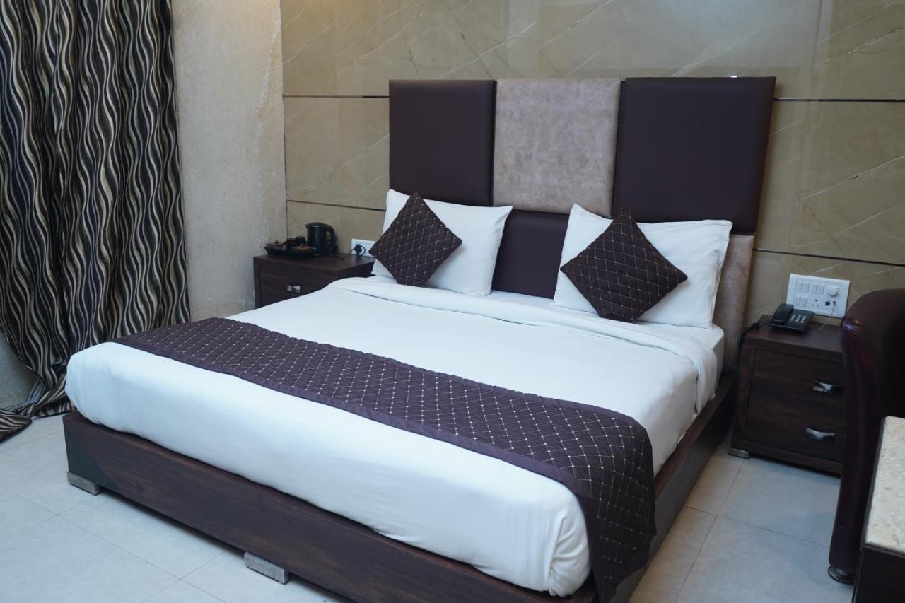 Hotel O Delhi, Near Karol Bagh Main Market And Metro Station New Delhi Eksteriør bilde