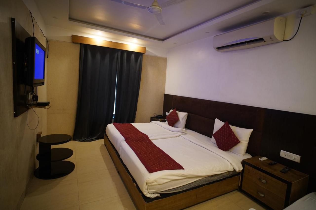 Hotel O Delhi, Near Karol Bagh Main Market And Metro Station New Delhi Eksteriør bilde