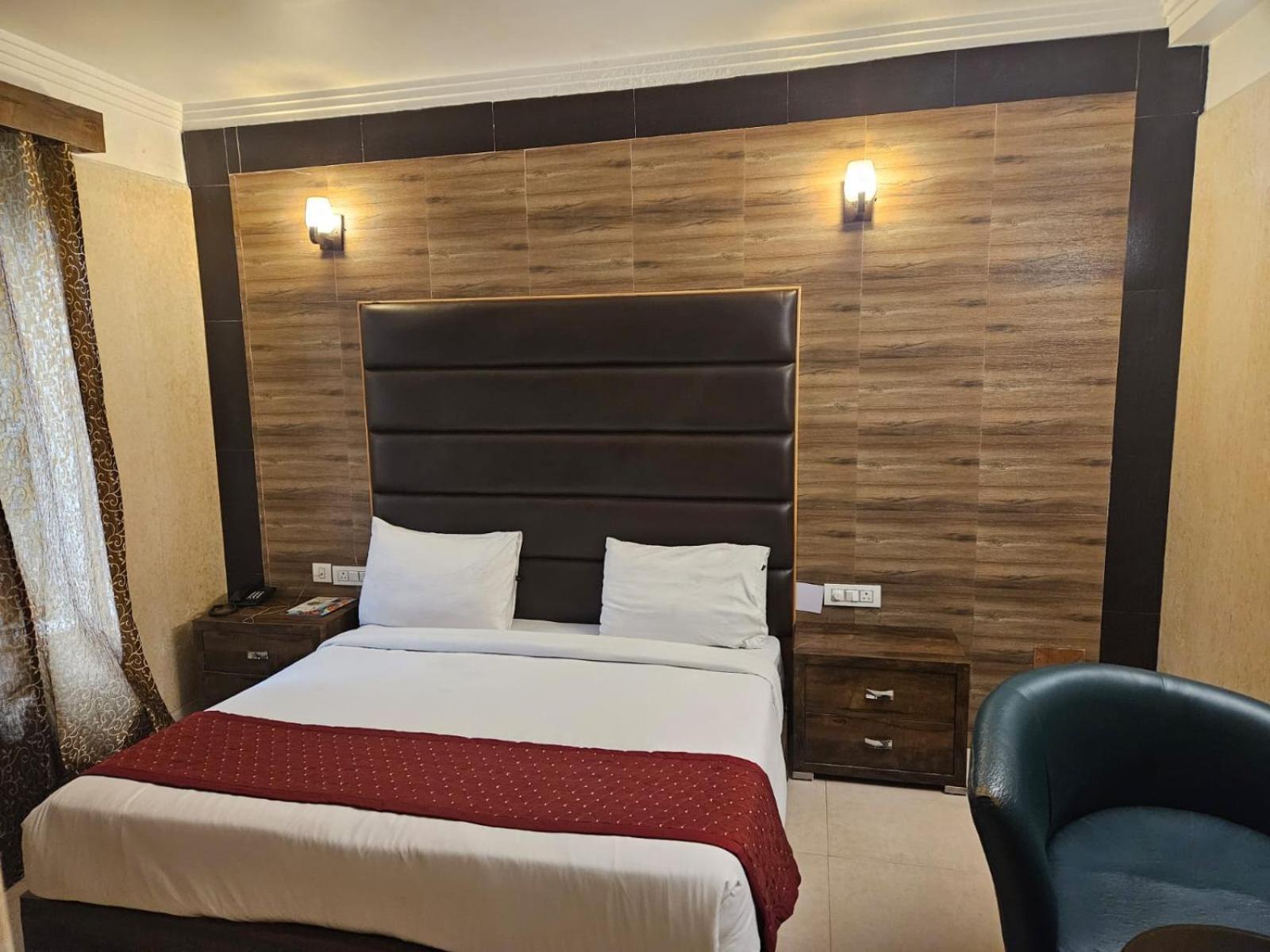Hotel O Delhi, Near Karol Bagh Main Market And Metro Station New Delhi Eksteriør bilde